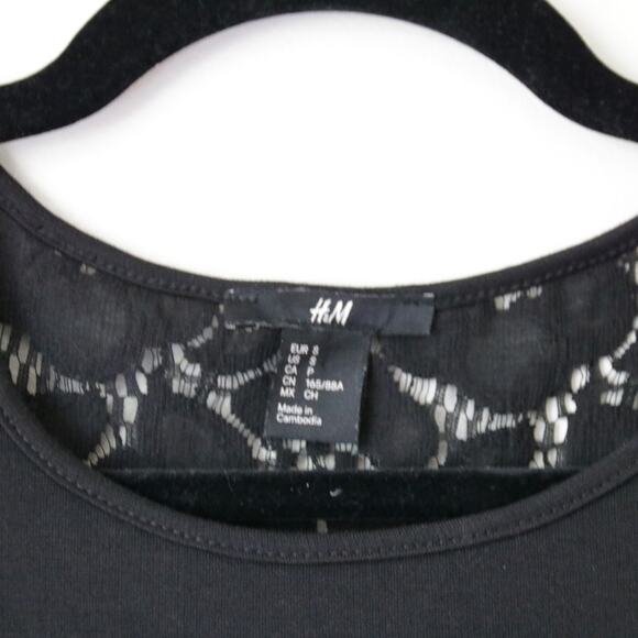 Women's Sleeveless Black Lace Back Dress Size Small - Picture 3 of 6